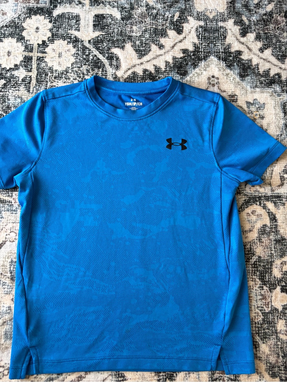 NWOT Boys Under Armour Size YS